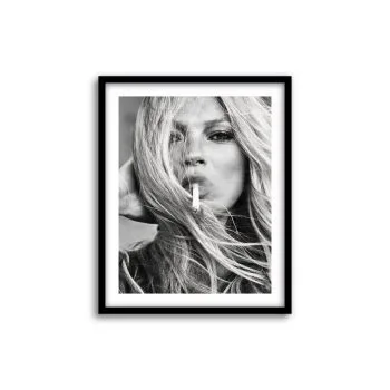 Kate Moss smoking