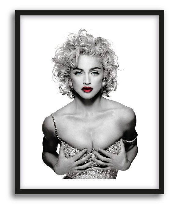 Madonna: La Reina del Pop en Blanco y Negro