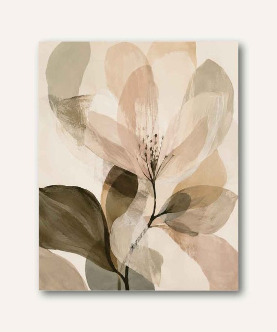 Cuadro botánico abstracto con magnolia en tonos beige, rosa empolvado y verde salvia, compuesto por capas translúcidas y formas orgánicas contemporáneas